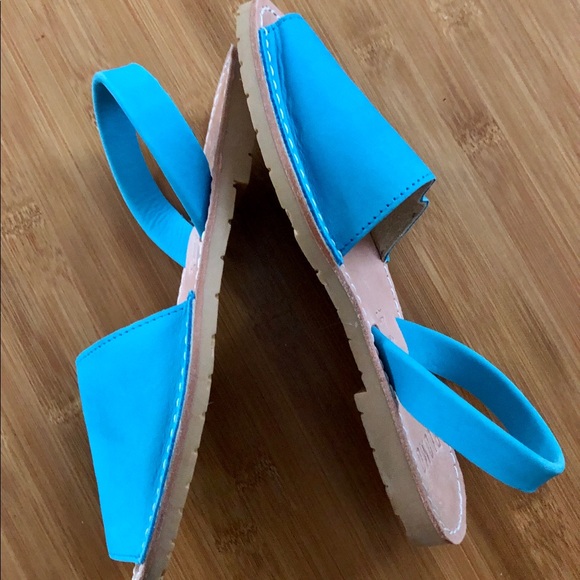 Plomo Spain Aqua Suede Sandals Flats Euro 37 US 7 - Picture 5 of 7